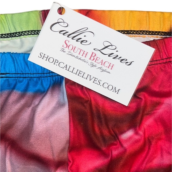 Sweet Illusions Candy Land Sprinkles & Cupcakes Leggings - Picture 12 of 12